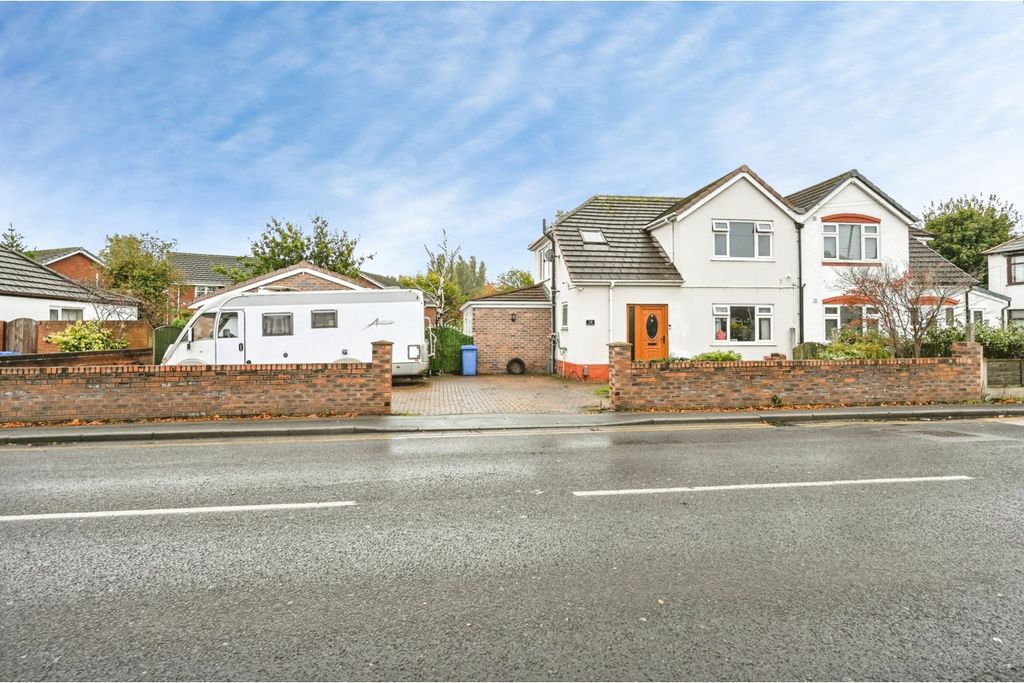 Property photo 1 of 31