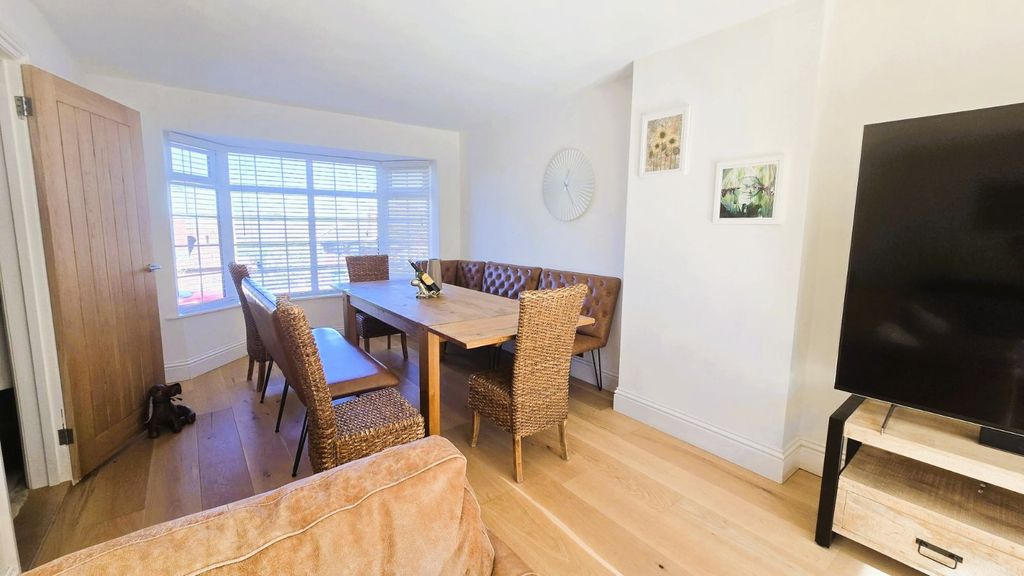 Property photo 3 of 22 Picture No. 41