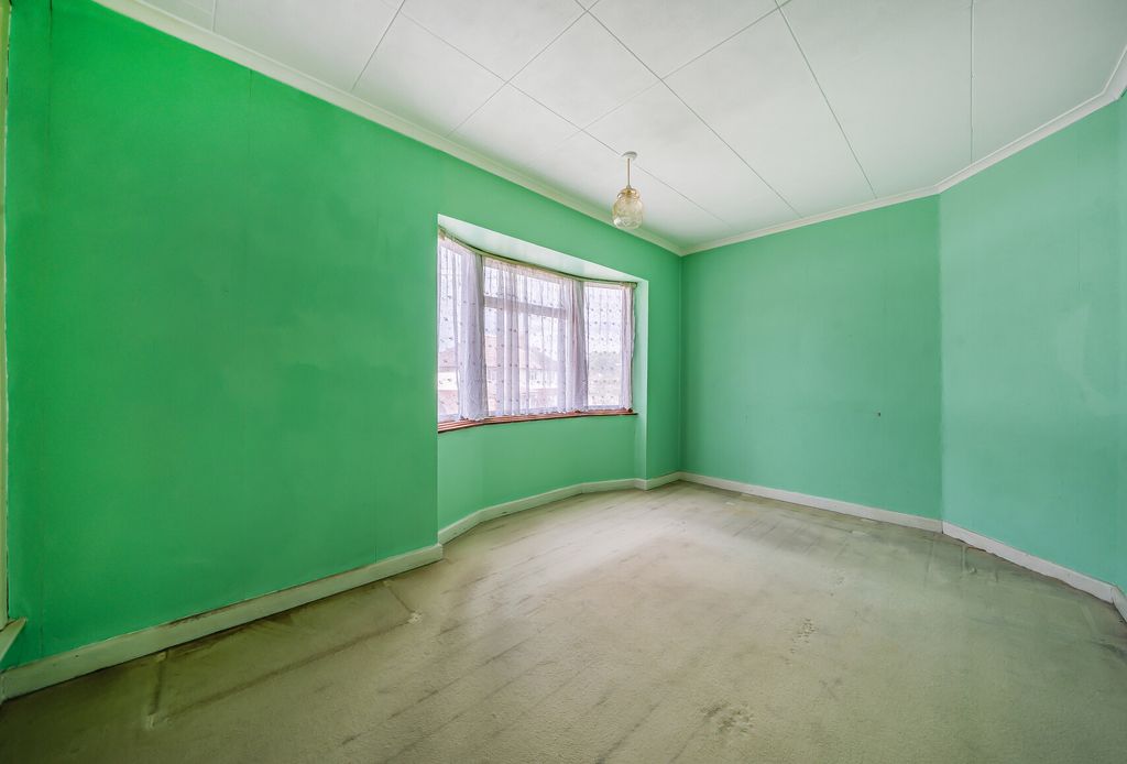 Property photo 2 of 11 1330820-1-68879Bc...