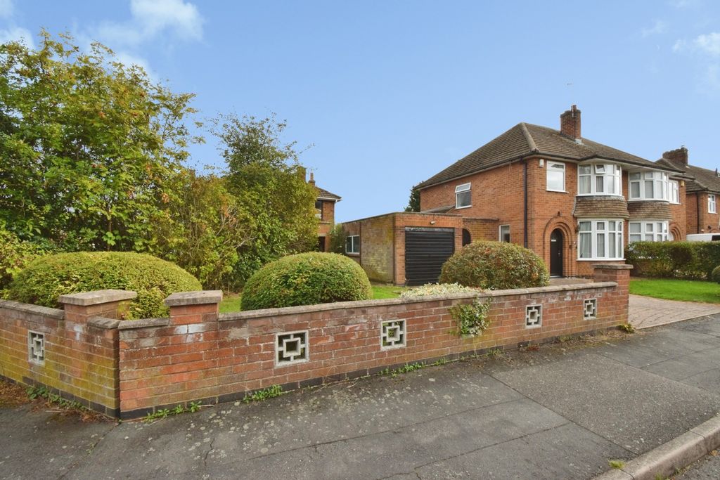 Property photo 3 of 24 Pbox-Img.Jpg