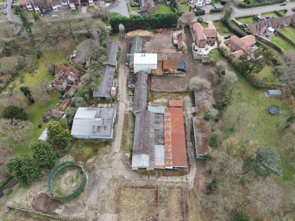 Property photo 3 of 8 Ariel