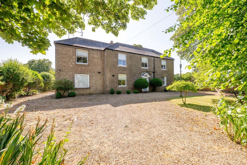 Property photo 1 of 35