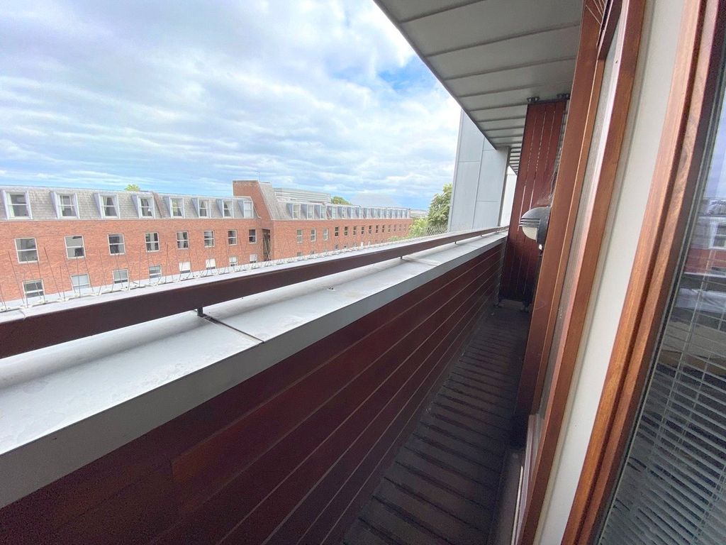 Property photo 2 of 11 Picture No. 21