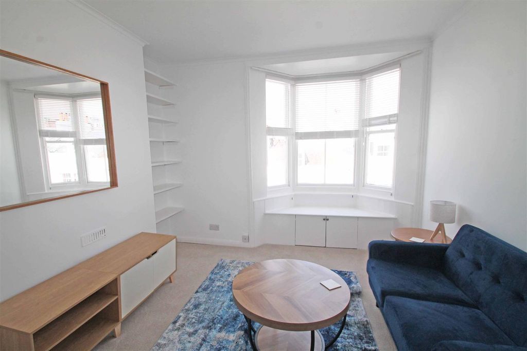 Property photo 2 of 8 005.Jpg