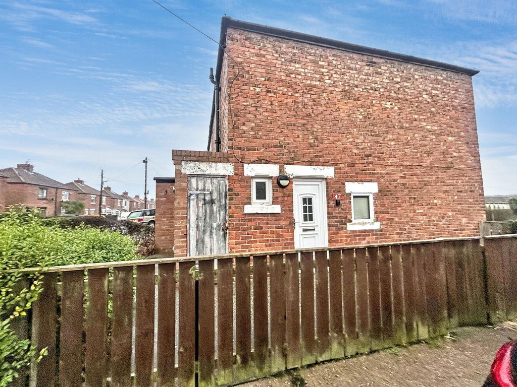 Property photo 1 of 10