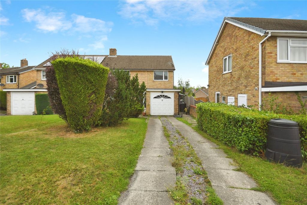 Property photo 2 of 17 Picture No. 02