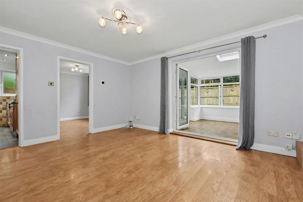 Property photo 3 of 16 Living Room.Jpg