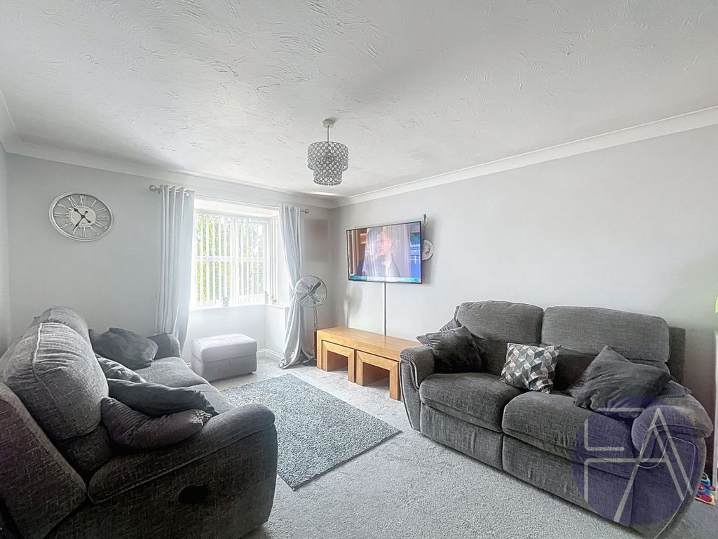 Property photo 3 of 14 4464015