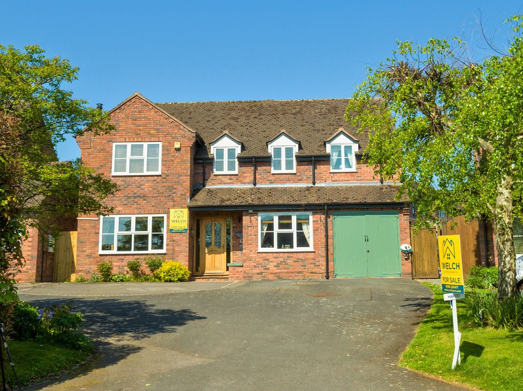 Property photo 1 of 34 B0030854-4