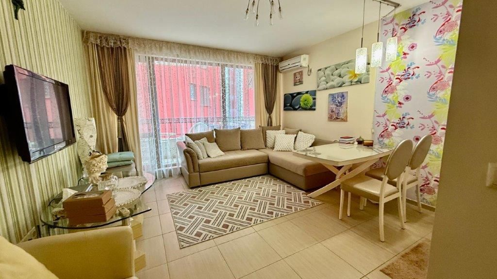 Property photo 2 of 22