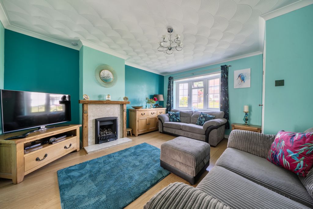 Property photo 2 of 21 1469109 (12)