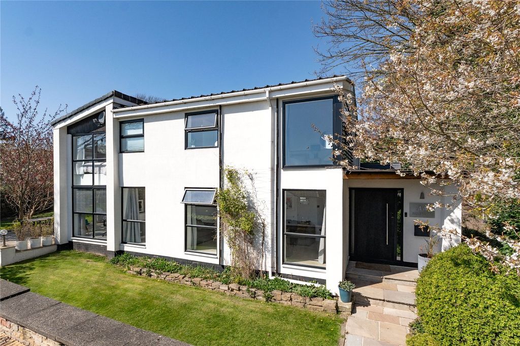 Property photo 2 of 36 Picture No. 47