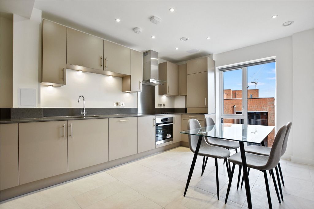 Property photo 3 of 10 Picture No. 07