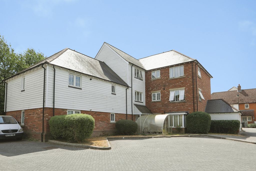 Property photo 1 of 11 Block Aspect