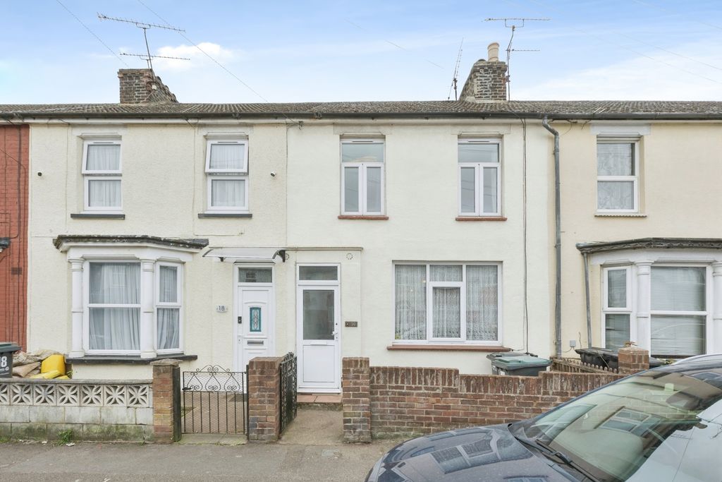 Property photo 1 of 16 Front