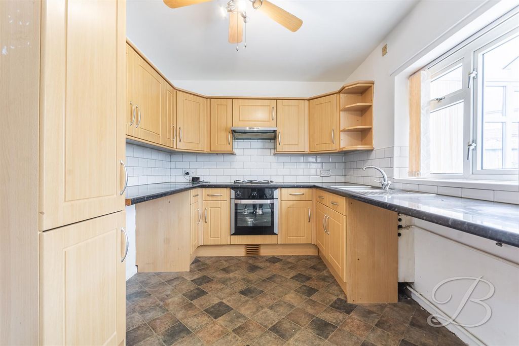 Property photo 2 of 20 CC4.Jpg