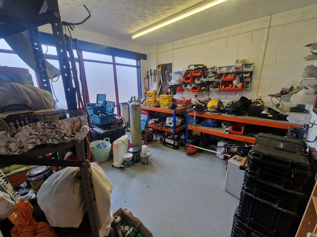 Property photo 2 of 11 20260211_102825.Jpg