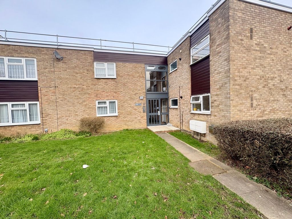 Property photo 1 of 9