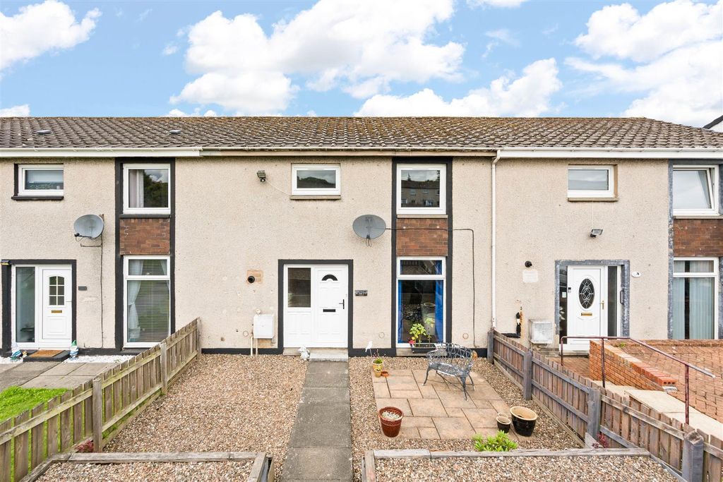 Property photo 1 of 38 122 Langside Gardens 01.Jpg