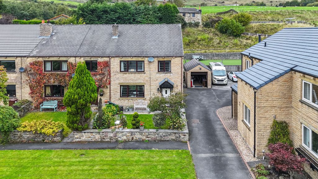 Property photo 1 of 36