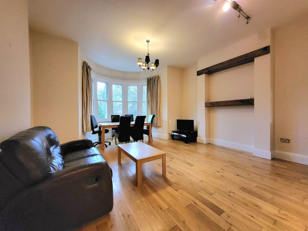 Property photo 2 of 16 Picture 2