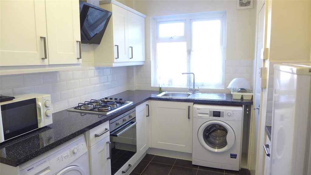 Property photo 3 of 13 Picture No. 01