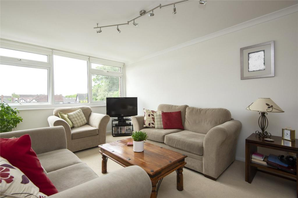 Property photo 2 of 7 Living Room