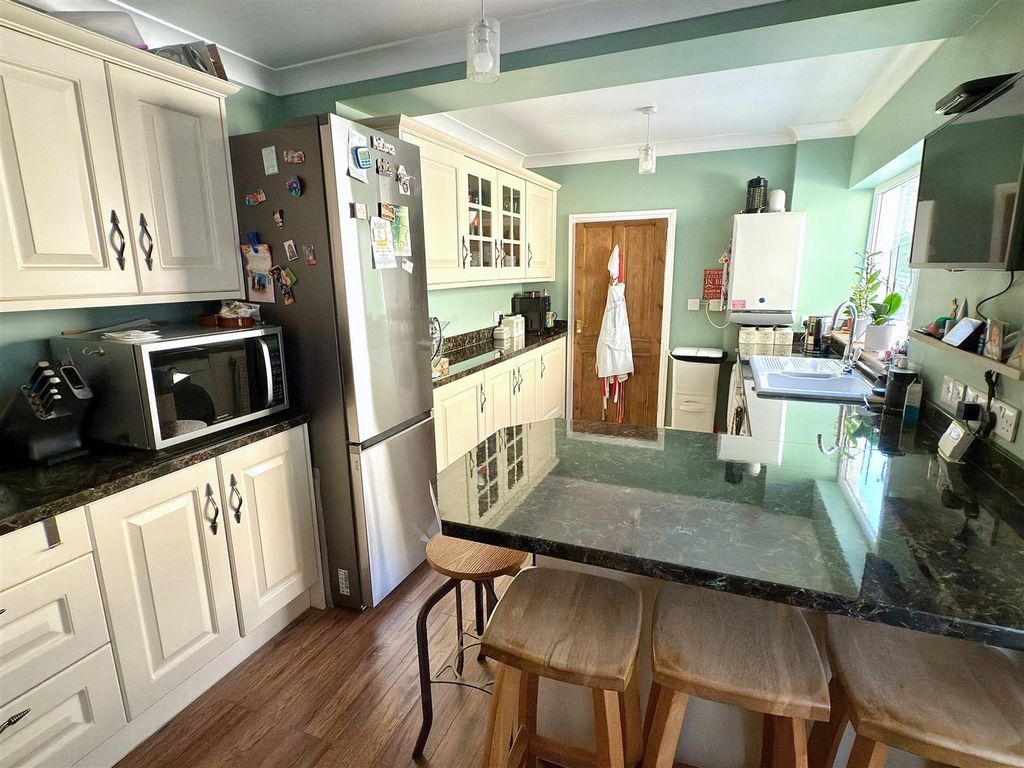 Property photo 3 of 12 Kitchen Breakfast Room.Jpg