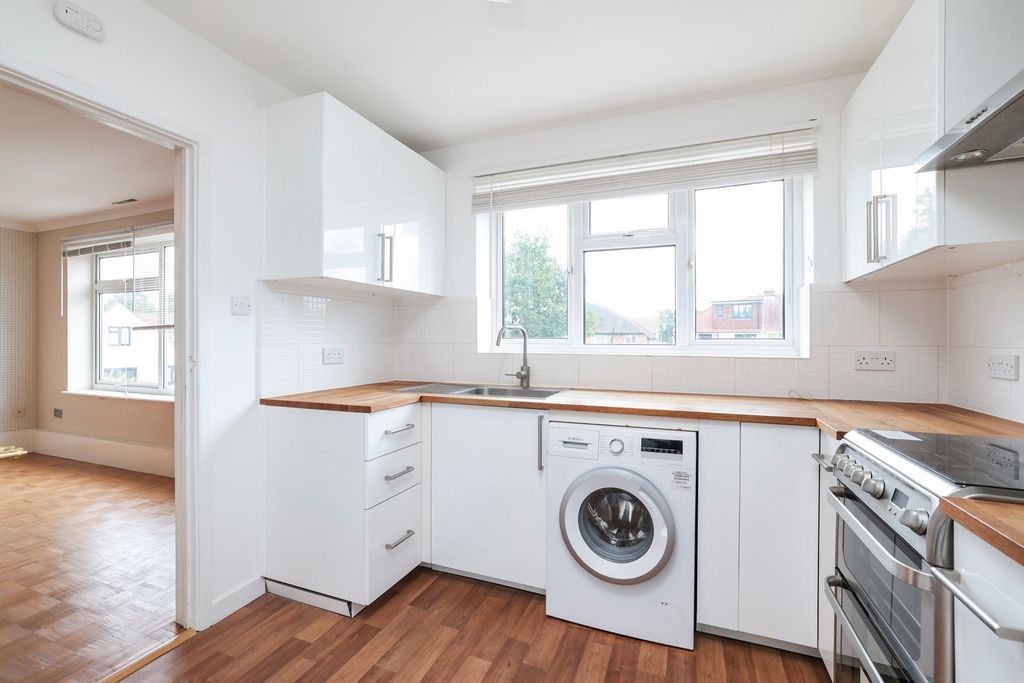 Property photo 3 of 15 Pbox-Img.Jpg