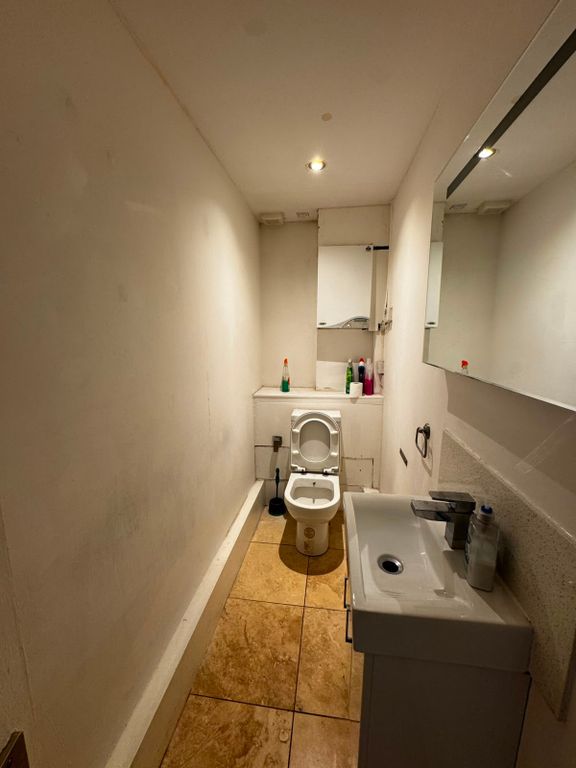 Property photo 3 of 22 Modern Sink And Mirrored Vanity Area...