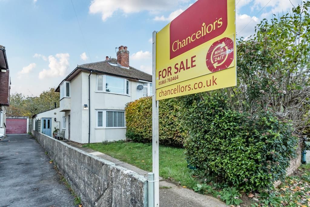 Property photo 2 of 27 External View