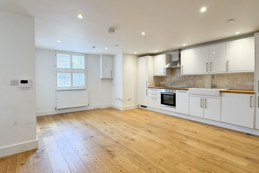 Property photo 2 of 12 2.Jpg