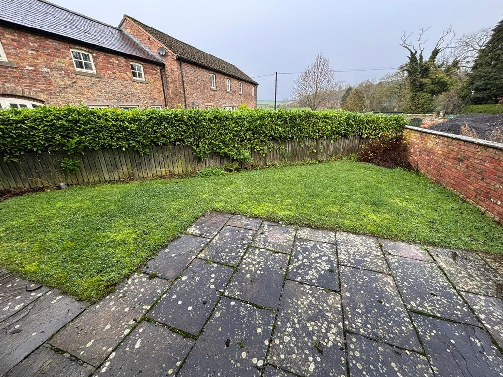 Additional image 13 of 3 bed end terrace house to rentDrewton, Brough, East Yorkshire HU15