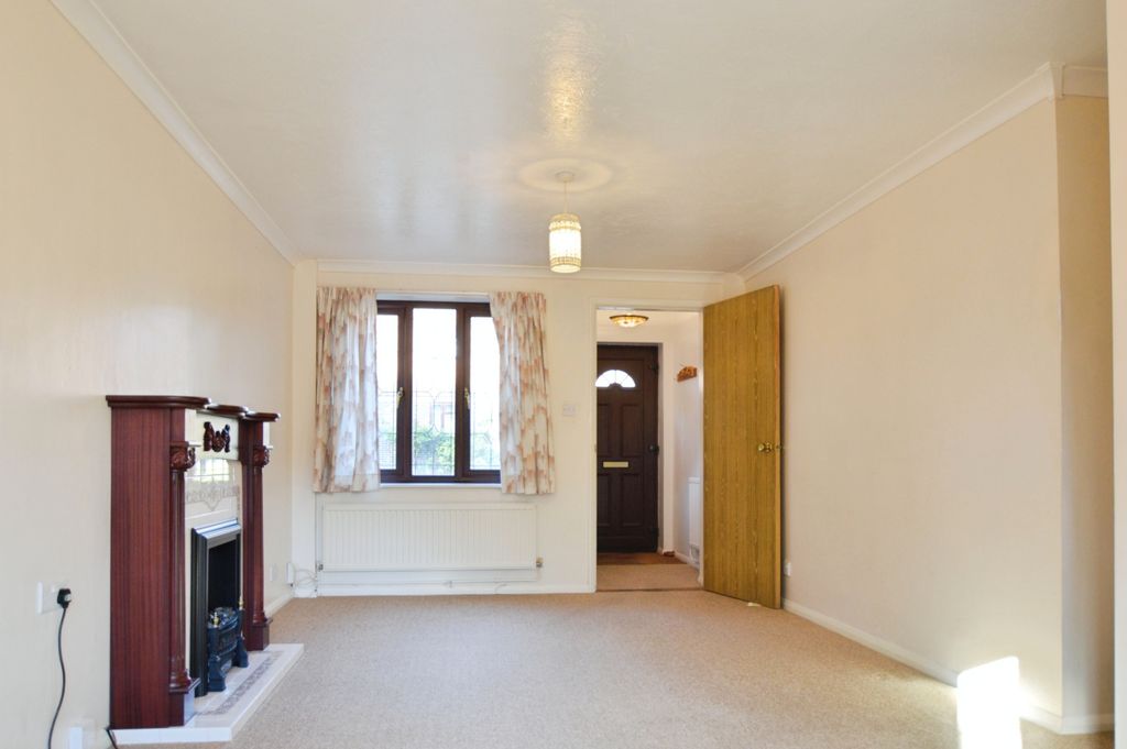 Property photo 3 of 9