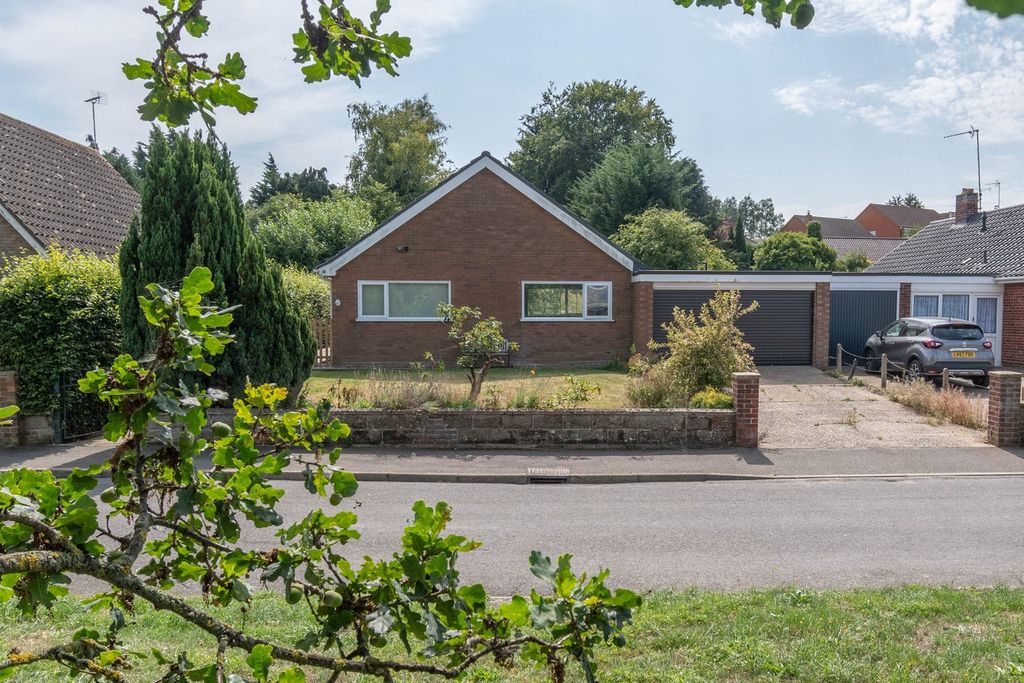 Property photo 1 of 19