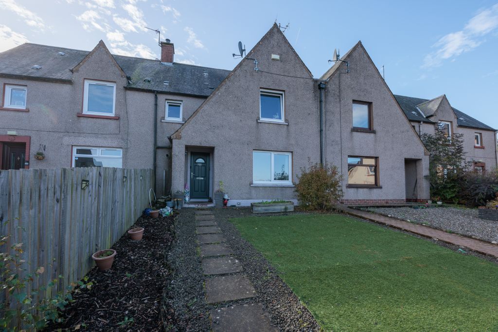 Property photo 1 of 27