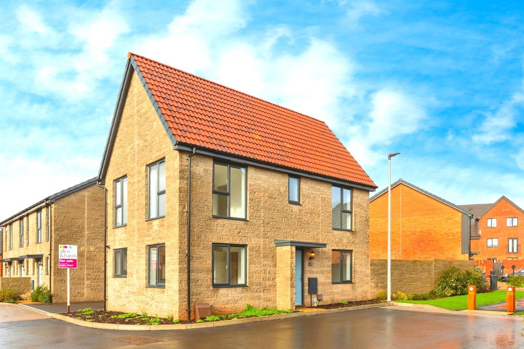 Property photo 1 of 21