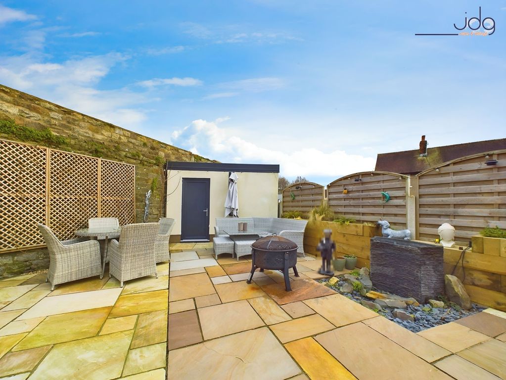 Property photo 3 of 29 Patio Seating With Fountain