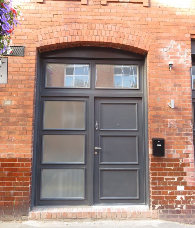 Property photo 3 of 11