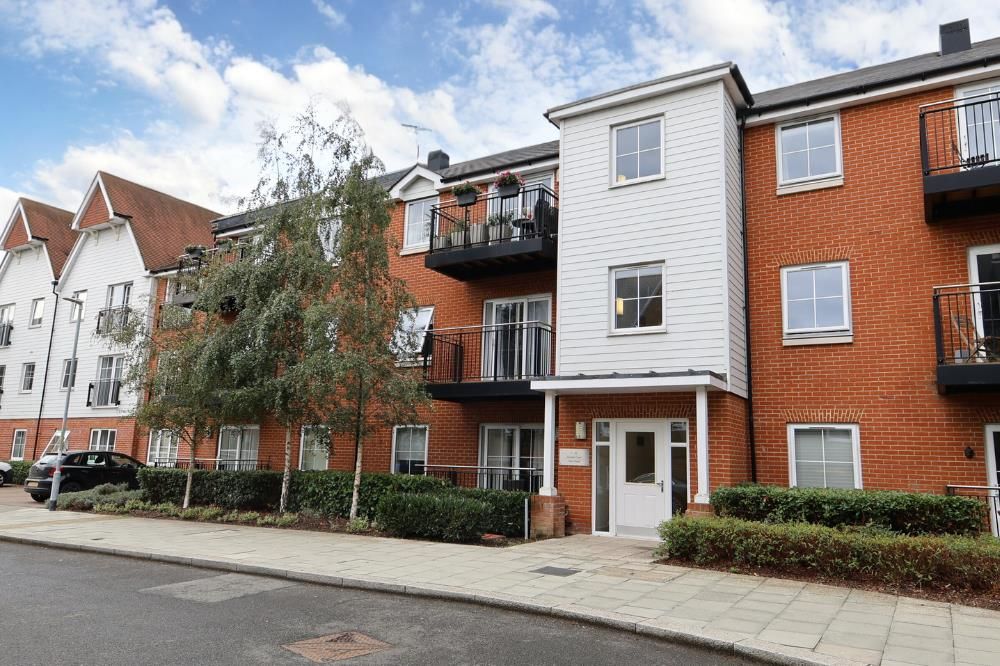 Property photo 1 of 9 Front