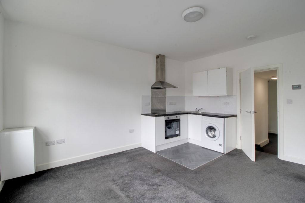 Property photo 1 of 4