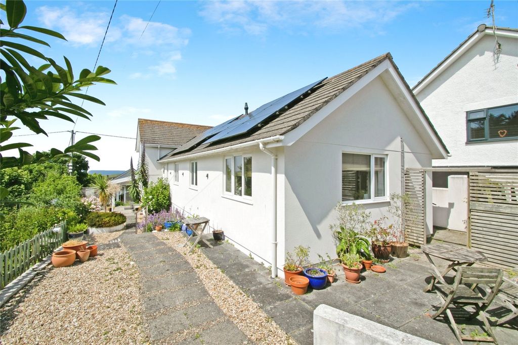 Property photo 1 of 45 Front