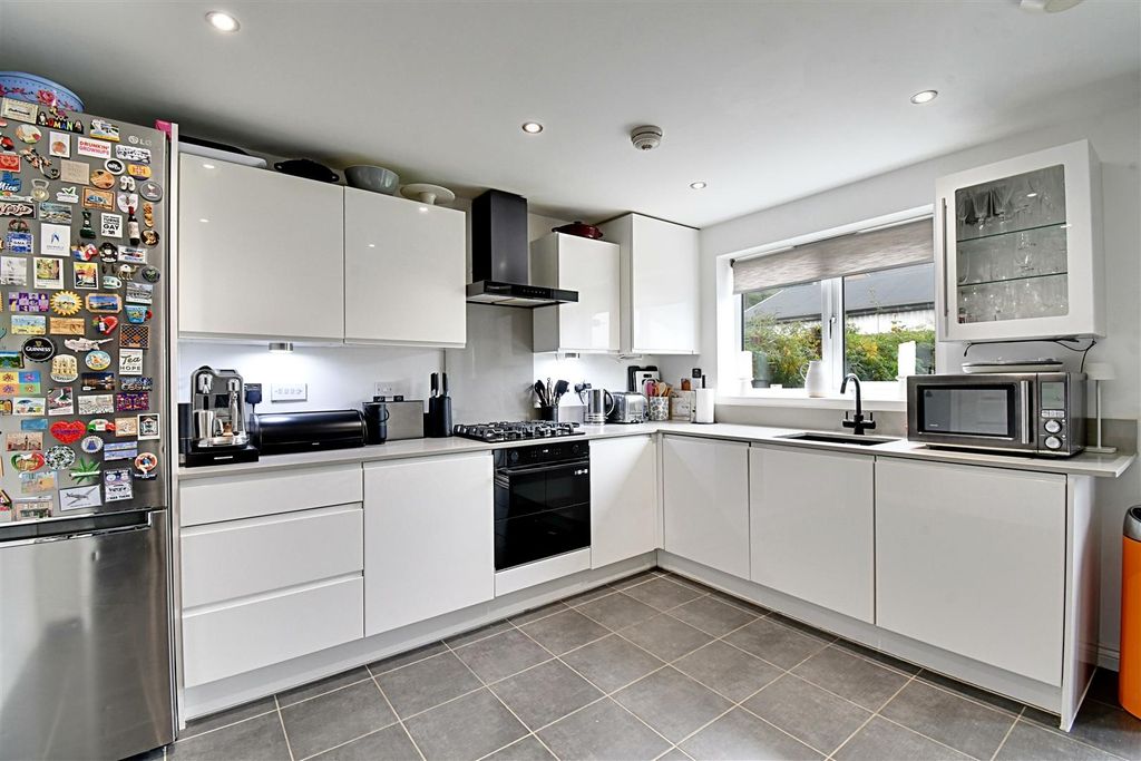 Property photo 2 of 34 Kitchen 1.Jpg