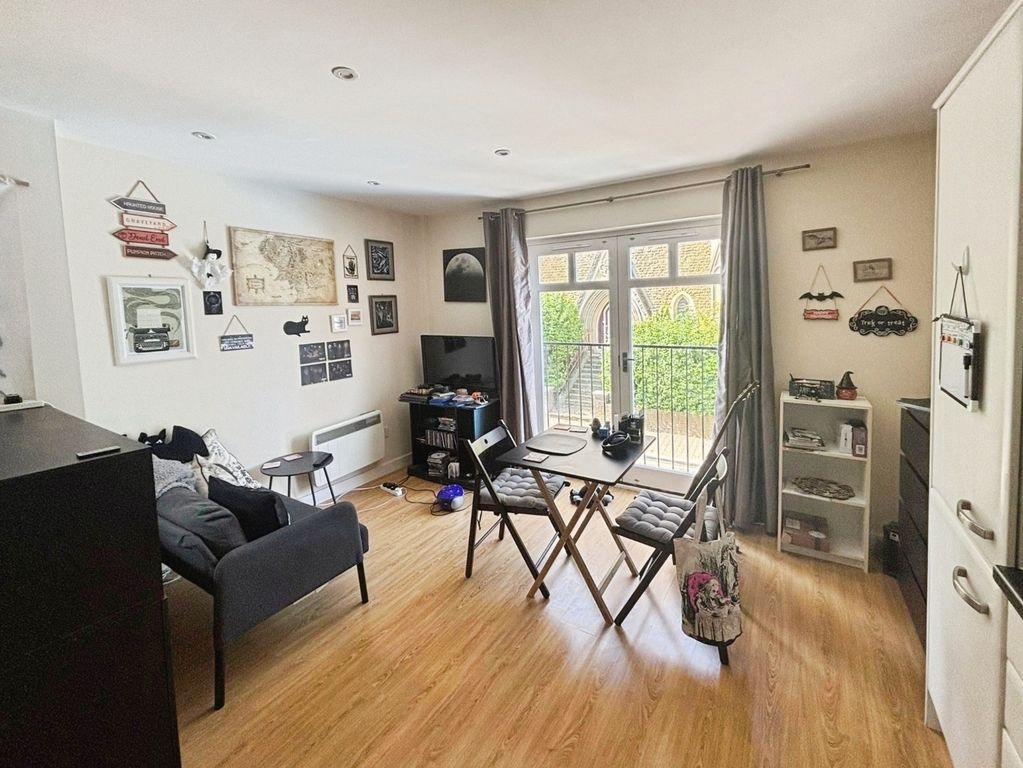 Property photo 2 of 5