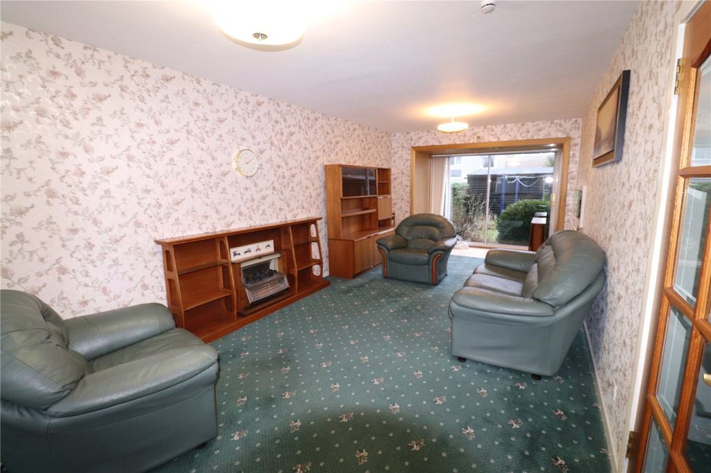 Property photo 2 of 21 Picture No. 03