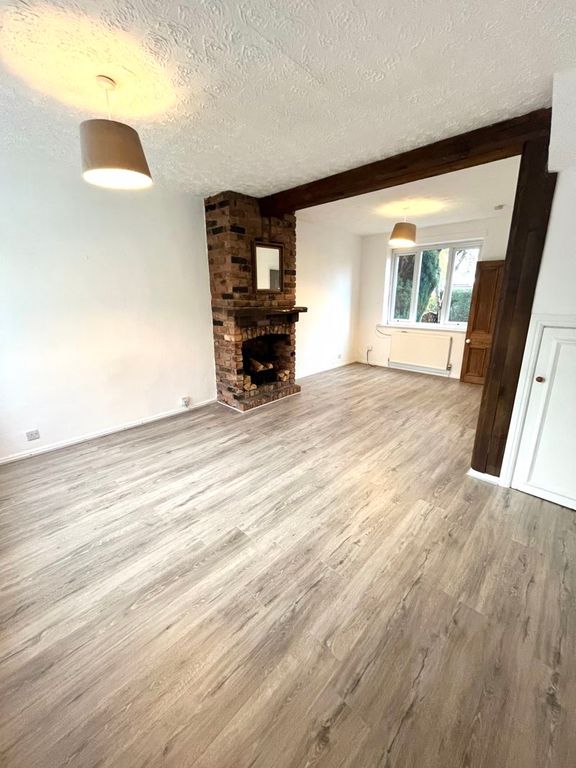 Property photo 2 of 10 Photo 3