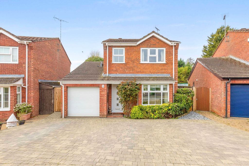 Property photo 1 of 11