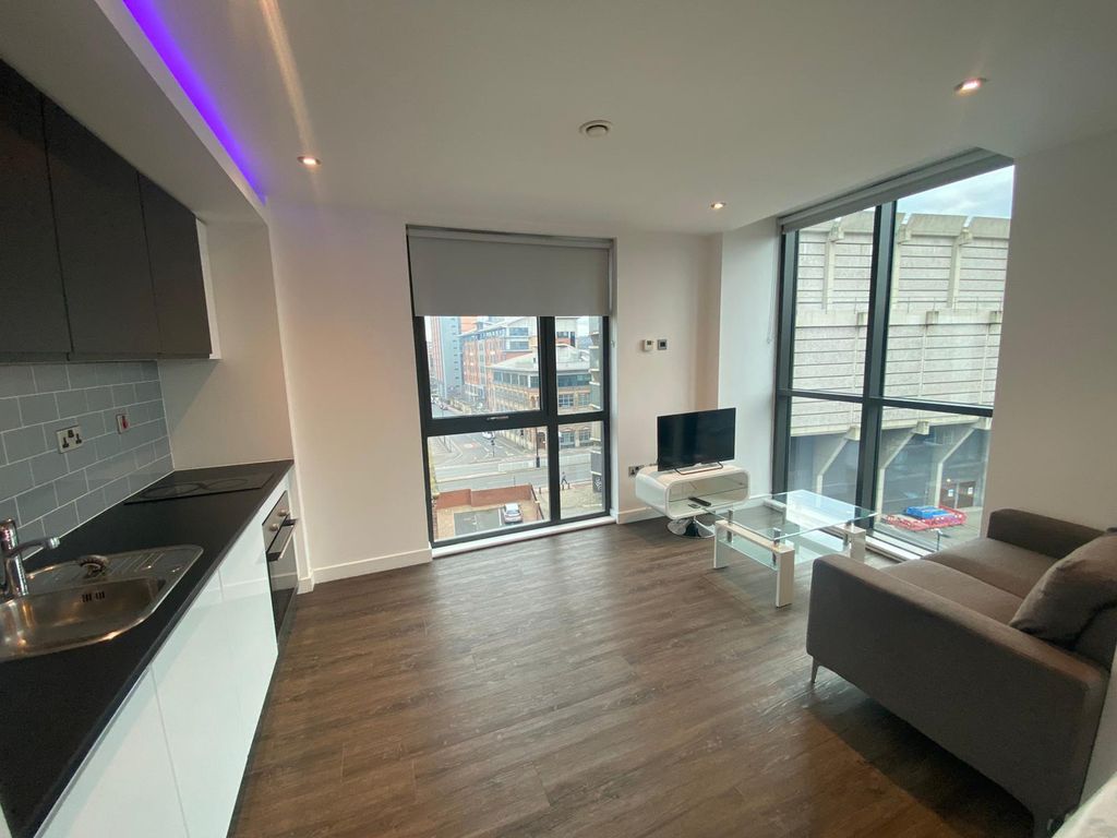 Property photo 1 of 44