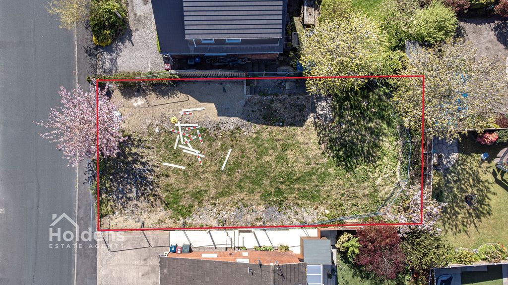 Property photo 3 of 6