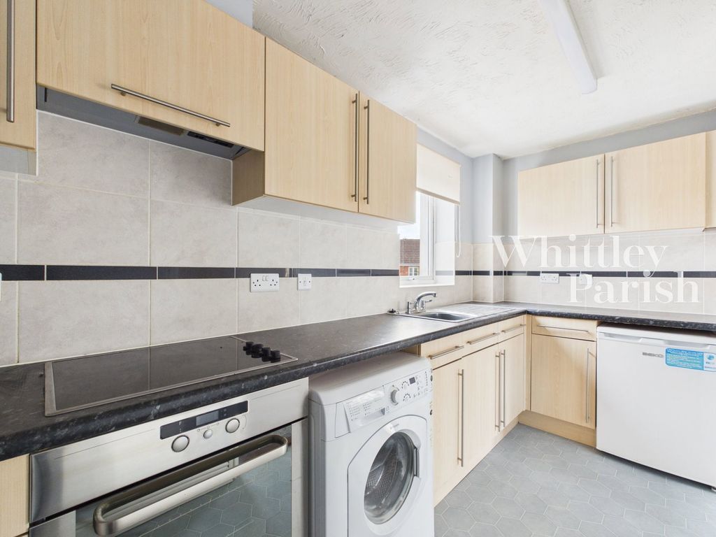 Property photo 2 of 14